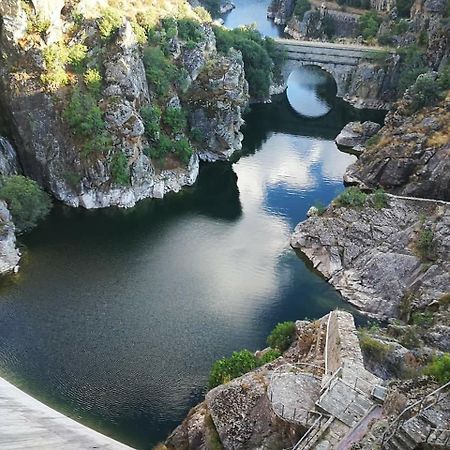 Гостьовий будинок El Egio Cervera de Buitrago Екстер'єр фото