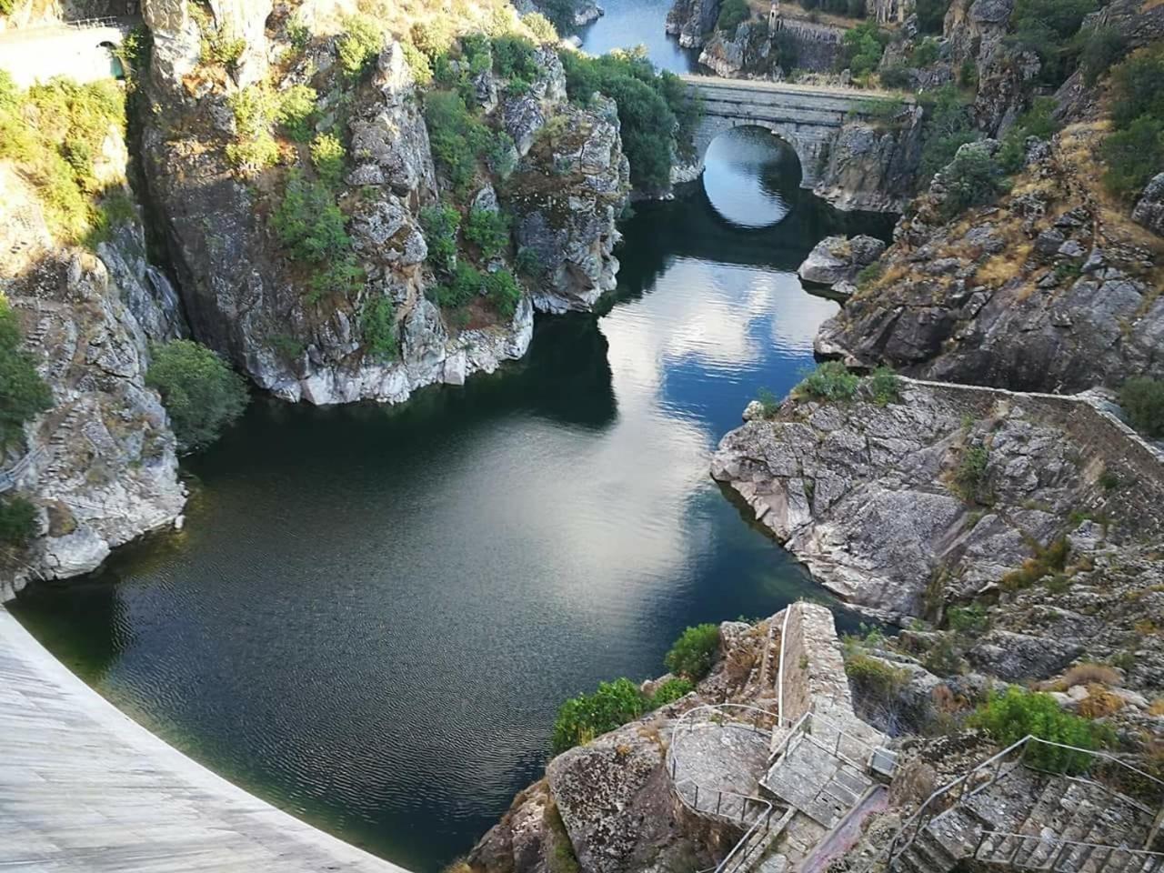 Гостьовий будинок El Egio Cervera de Buitrago Екстер'єр фото